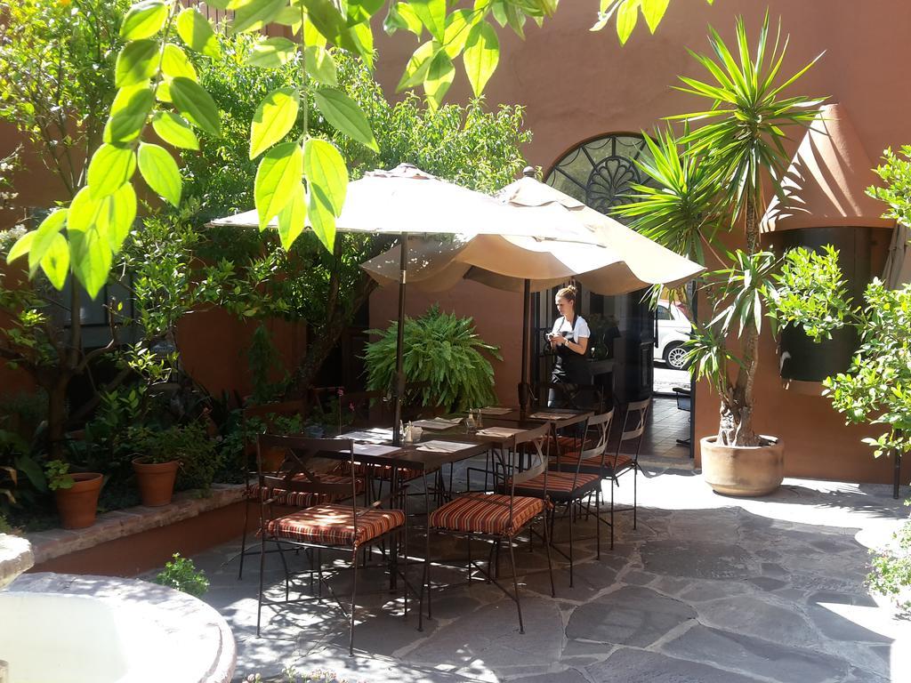 Bed and Breakfast Casa Correo Альенде Экстерьер фото